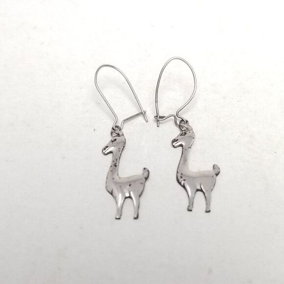 Vintage Little Llama Alpaca Shape Dangle Charm Earrings, Silver Tone, Estate - Picture 2 of 5